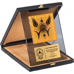 Kutulu Kristal Plaket ( 18 x 24 cm )